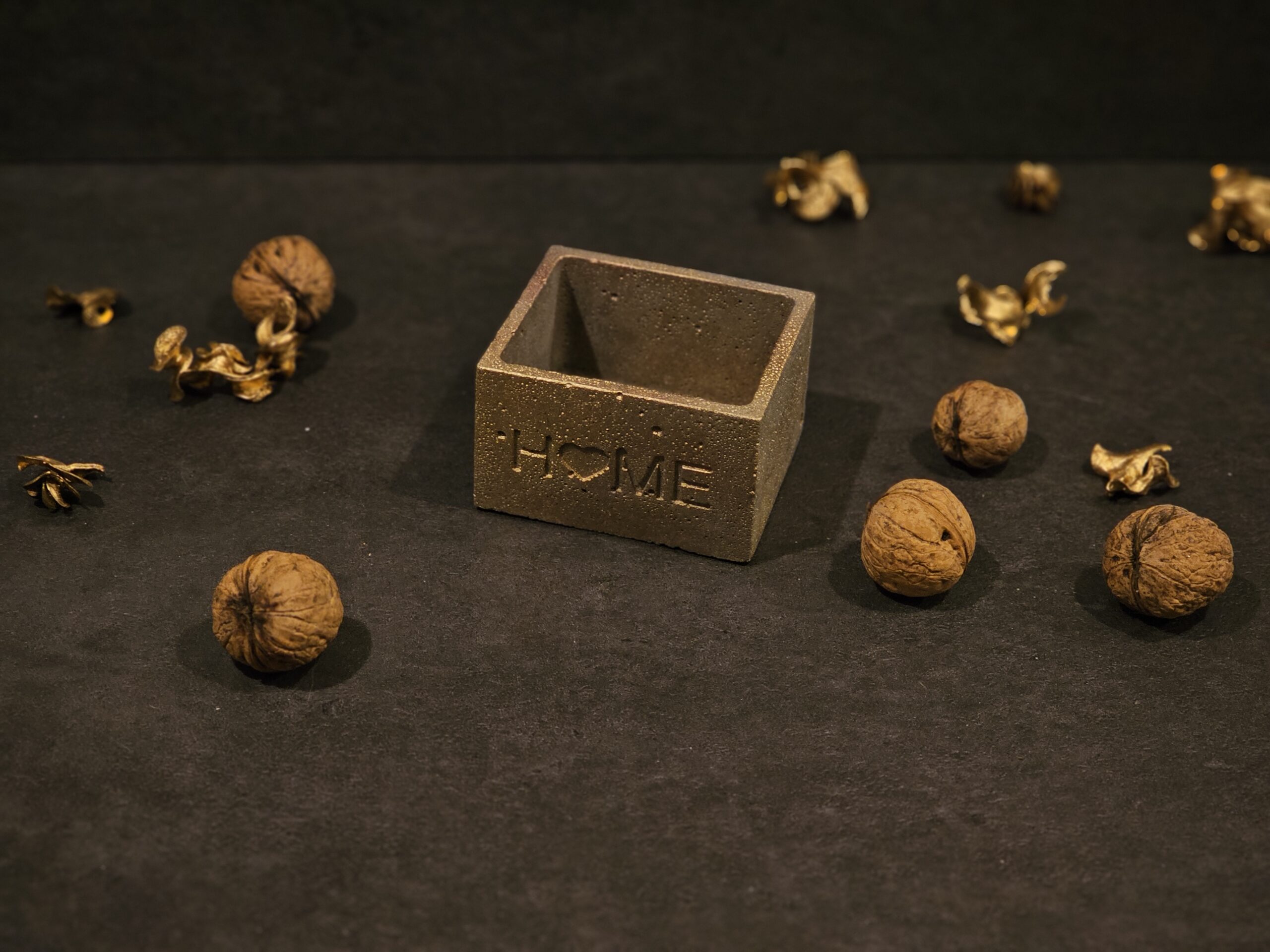 dezute home pilka-auksas-bronza1