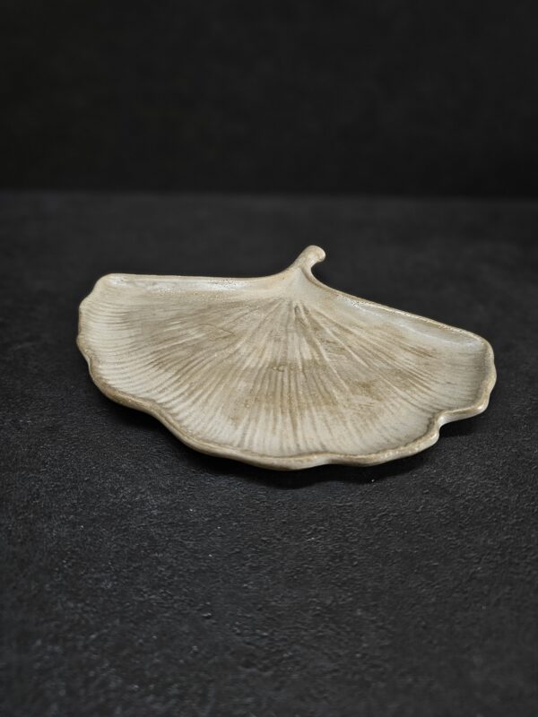 lapas ginko auksas