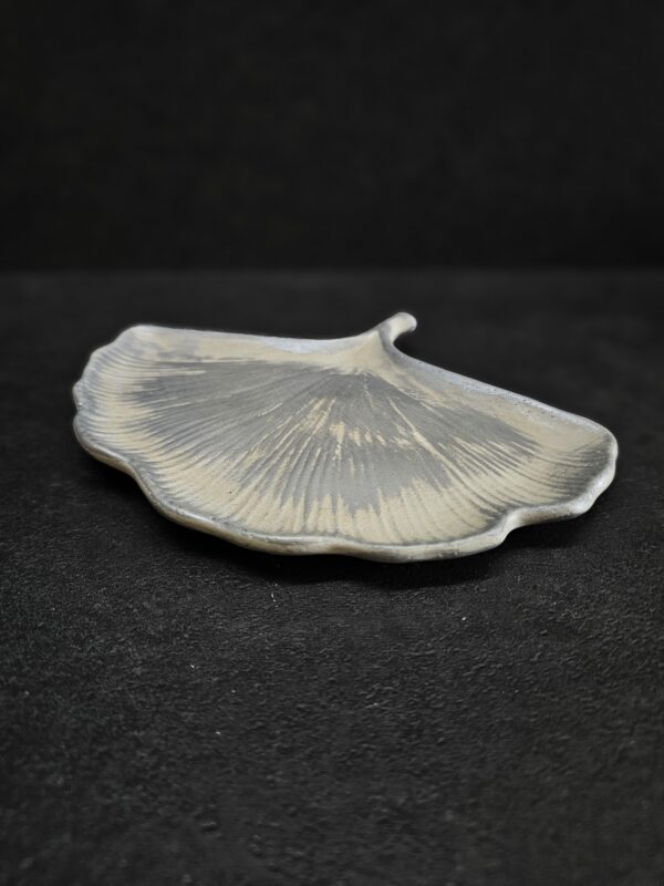 lapas ginko sidabras