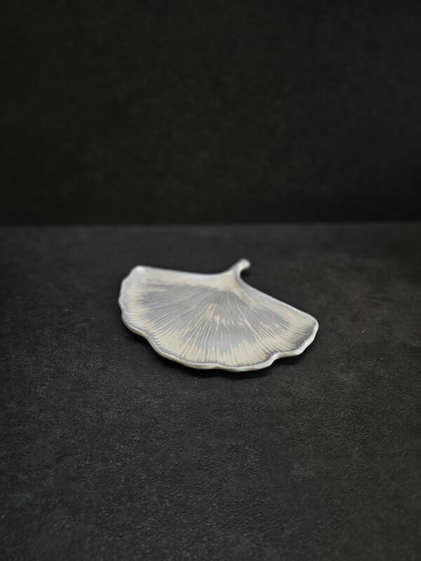 lapas ginko sidabras