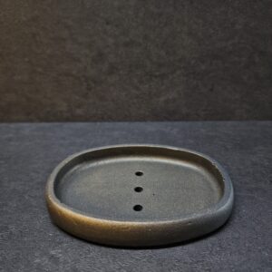 muiline su skylutem juoda auksas