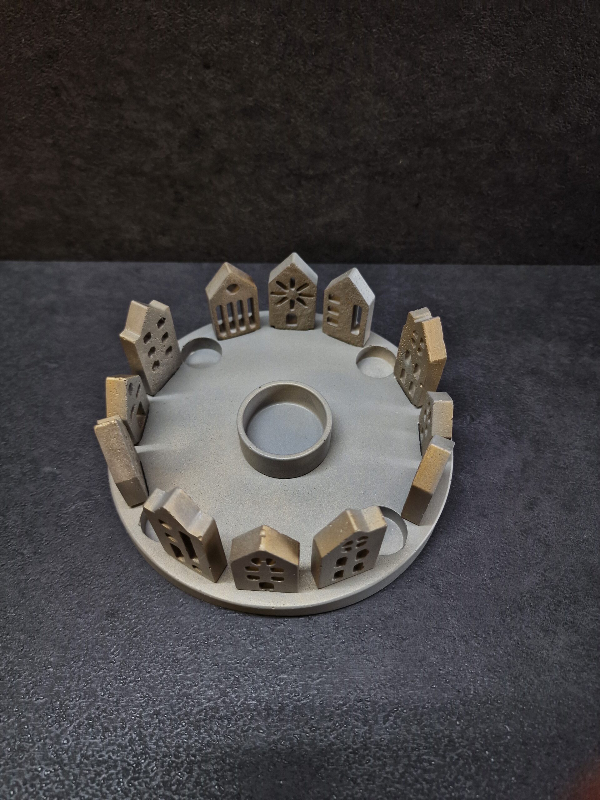 zvakide miestas pilka auksas