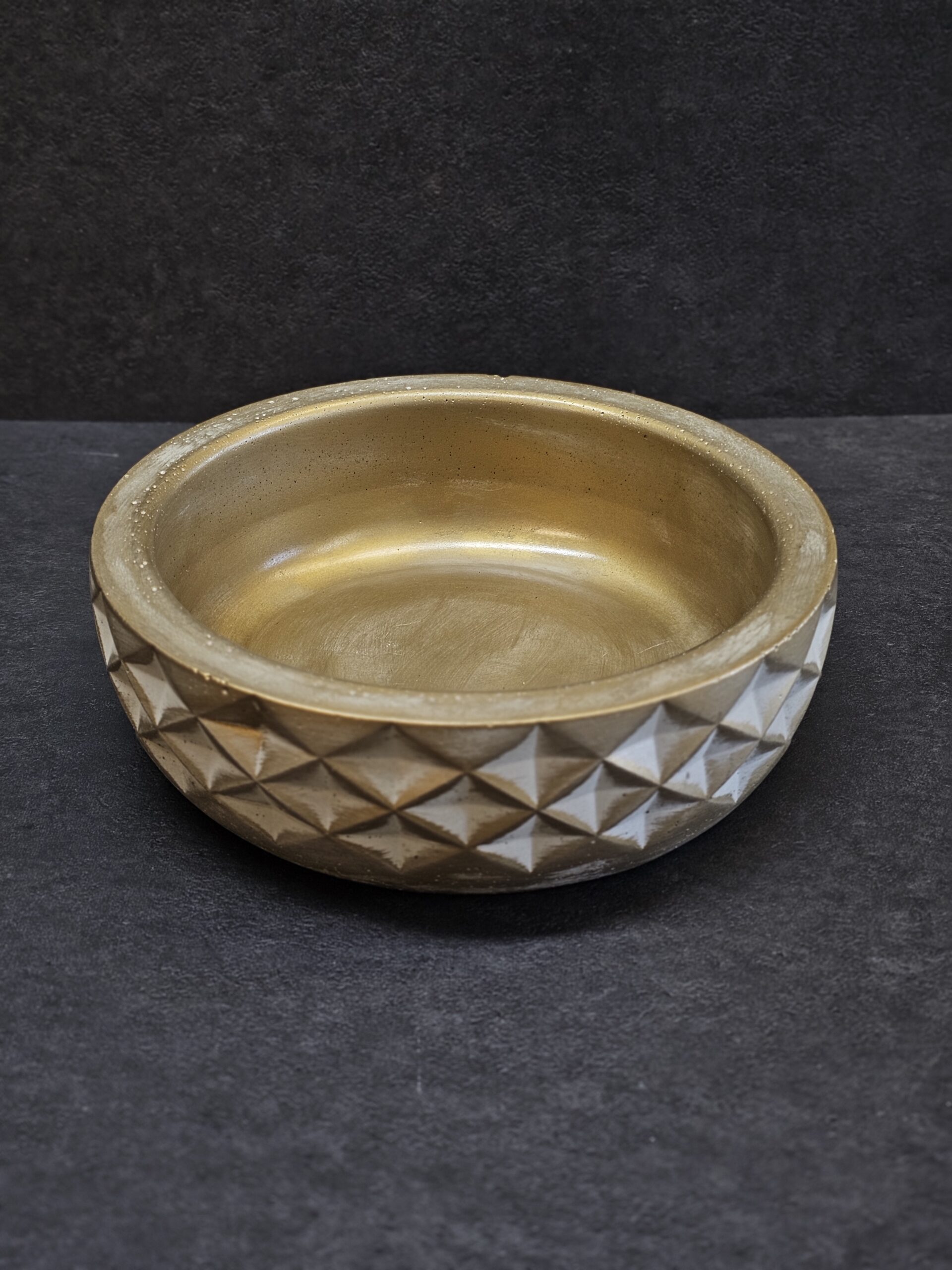 dubuo sendintas auksas