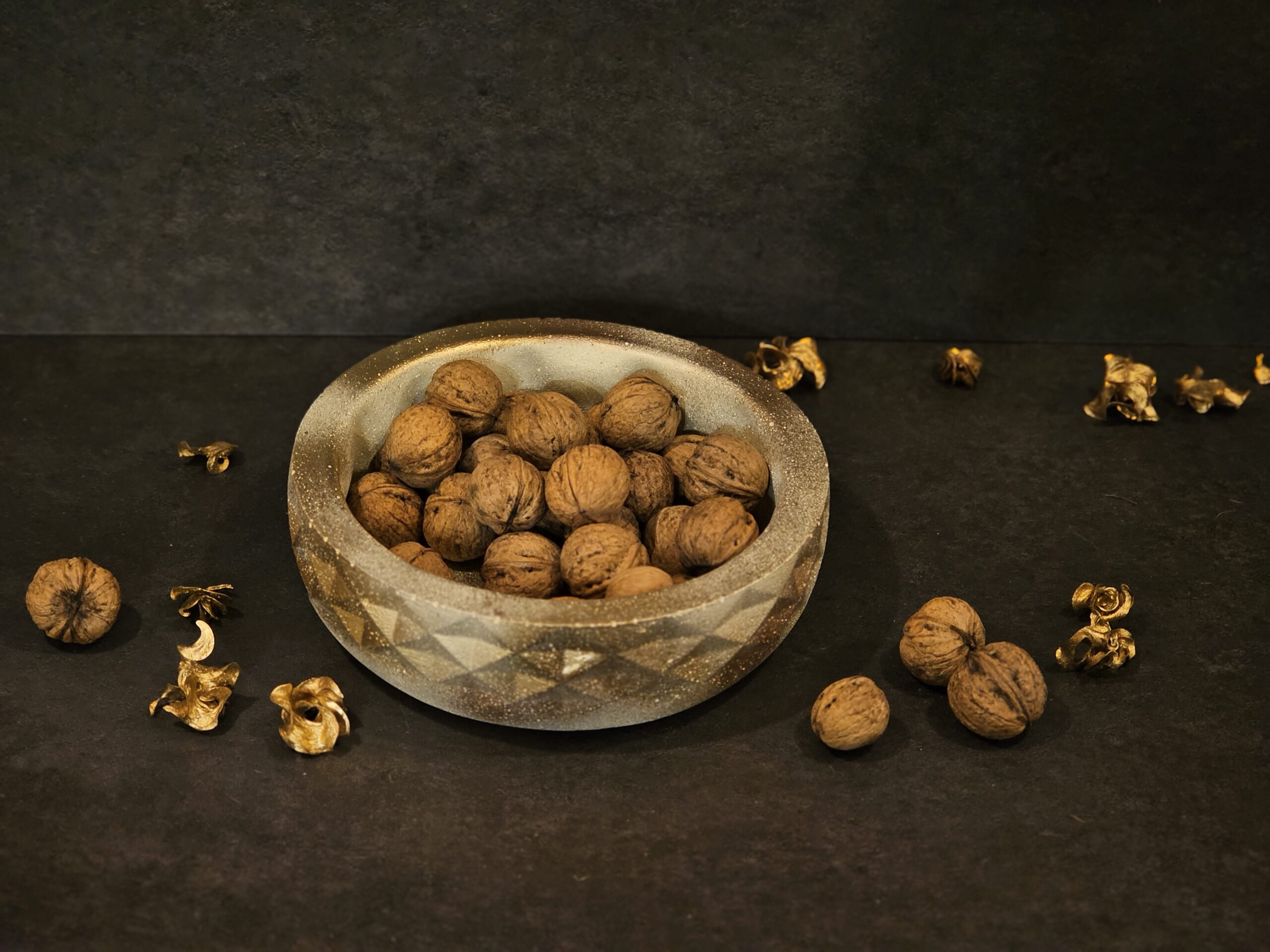 dubuo sviesus-auksas-bronza