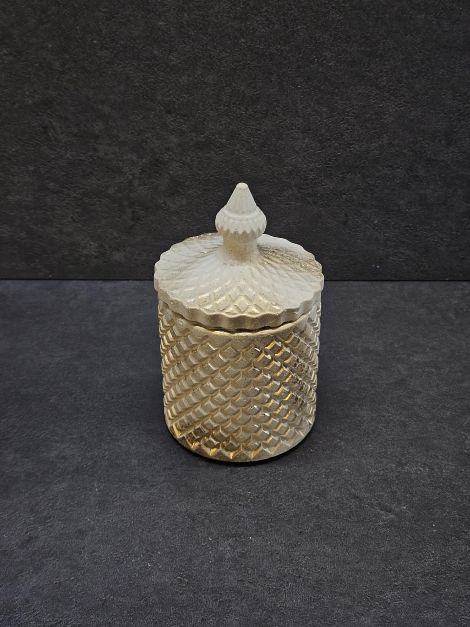 indelis kvadraciukai aukstas balta-auksas1