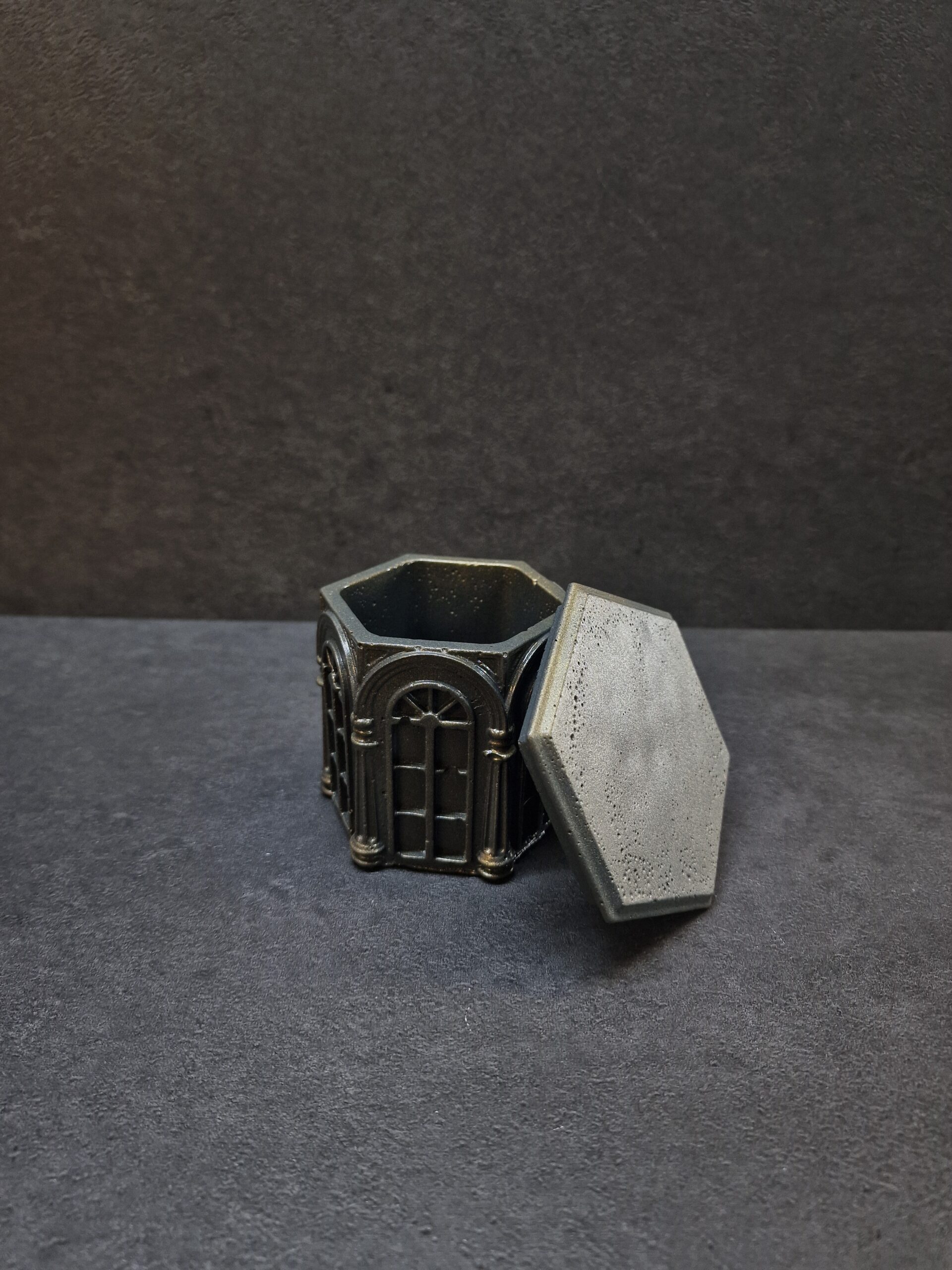 indelis langai juoda auksas