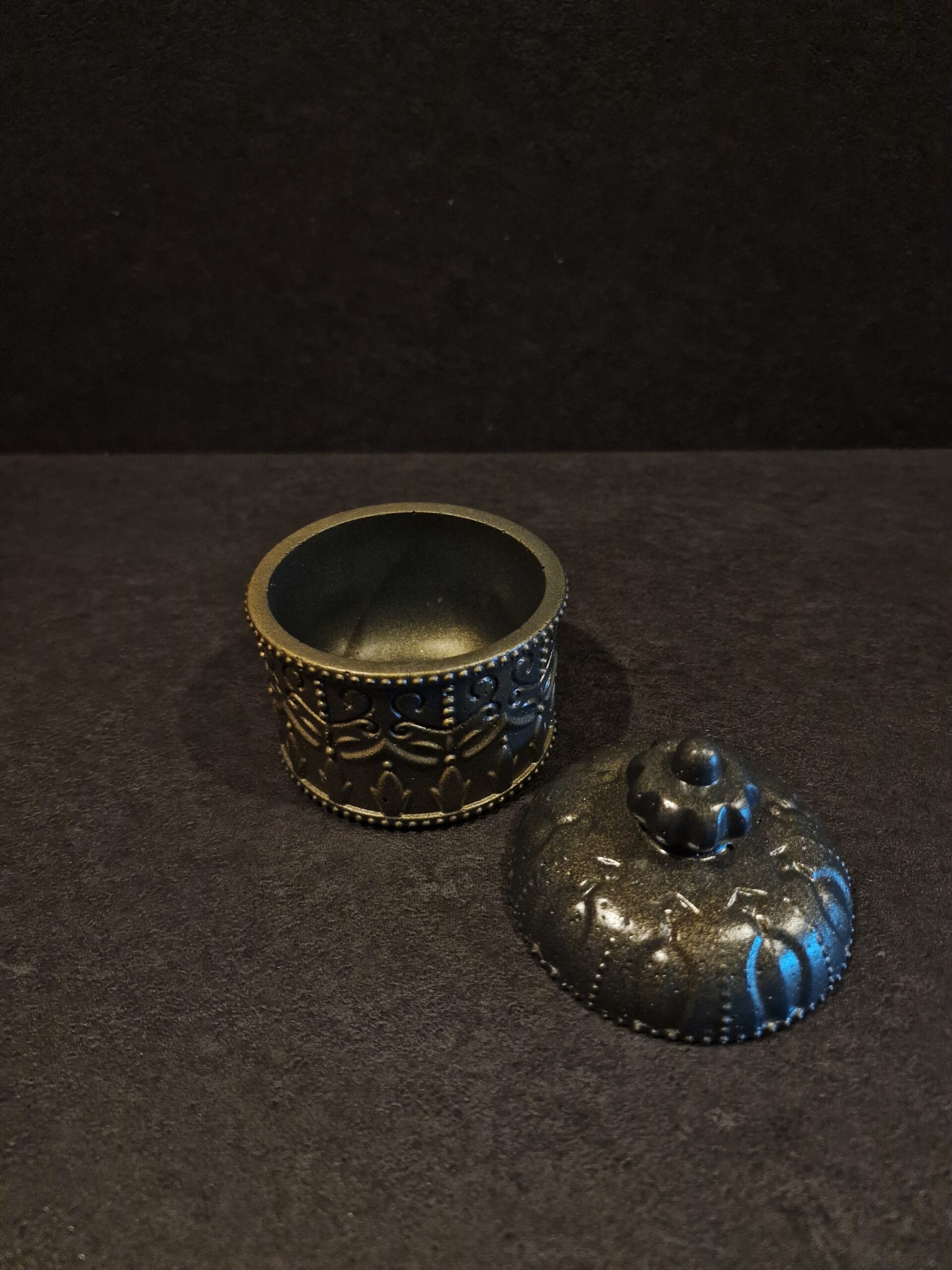 indelis laumzirgiai pilka auksas