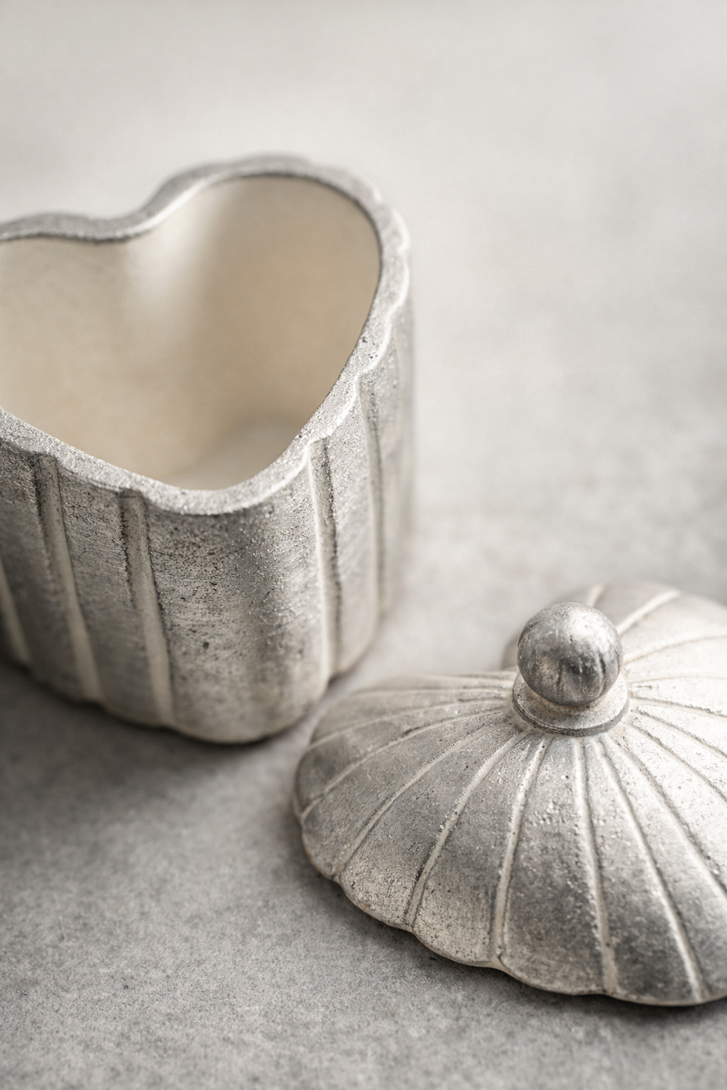 indelis sirdis papildoma