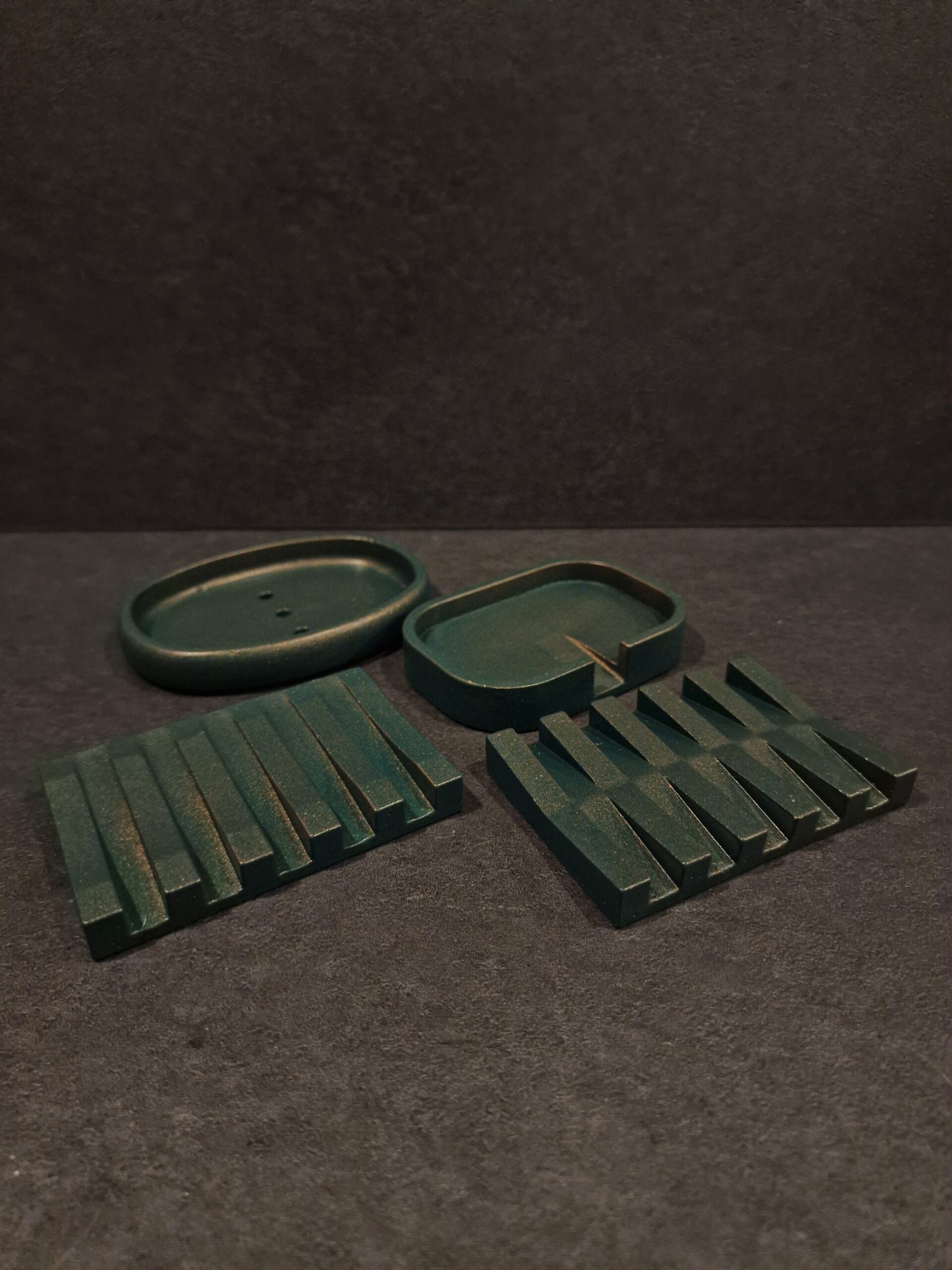 muilines visos zalios-bronza