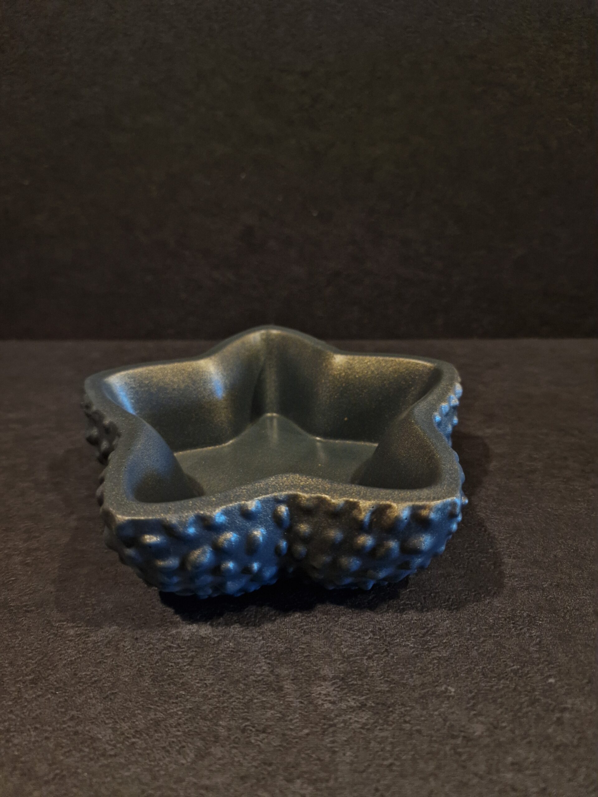 zvaigzde pilka auksas