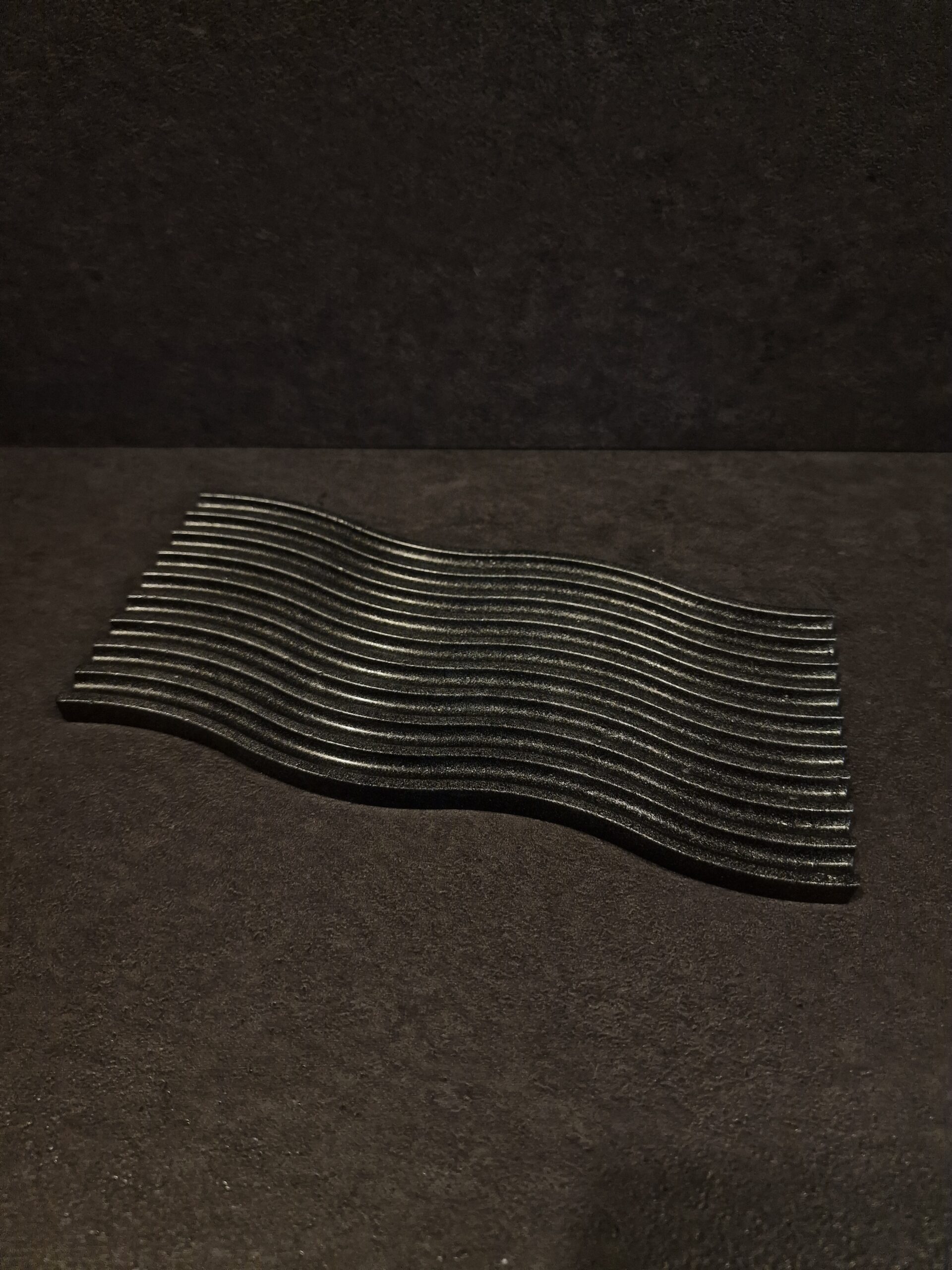 padekliukas banga didelis juodas sidabras