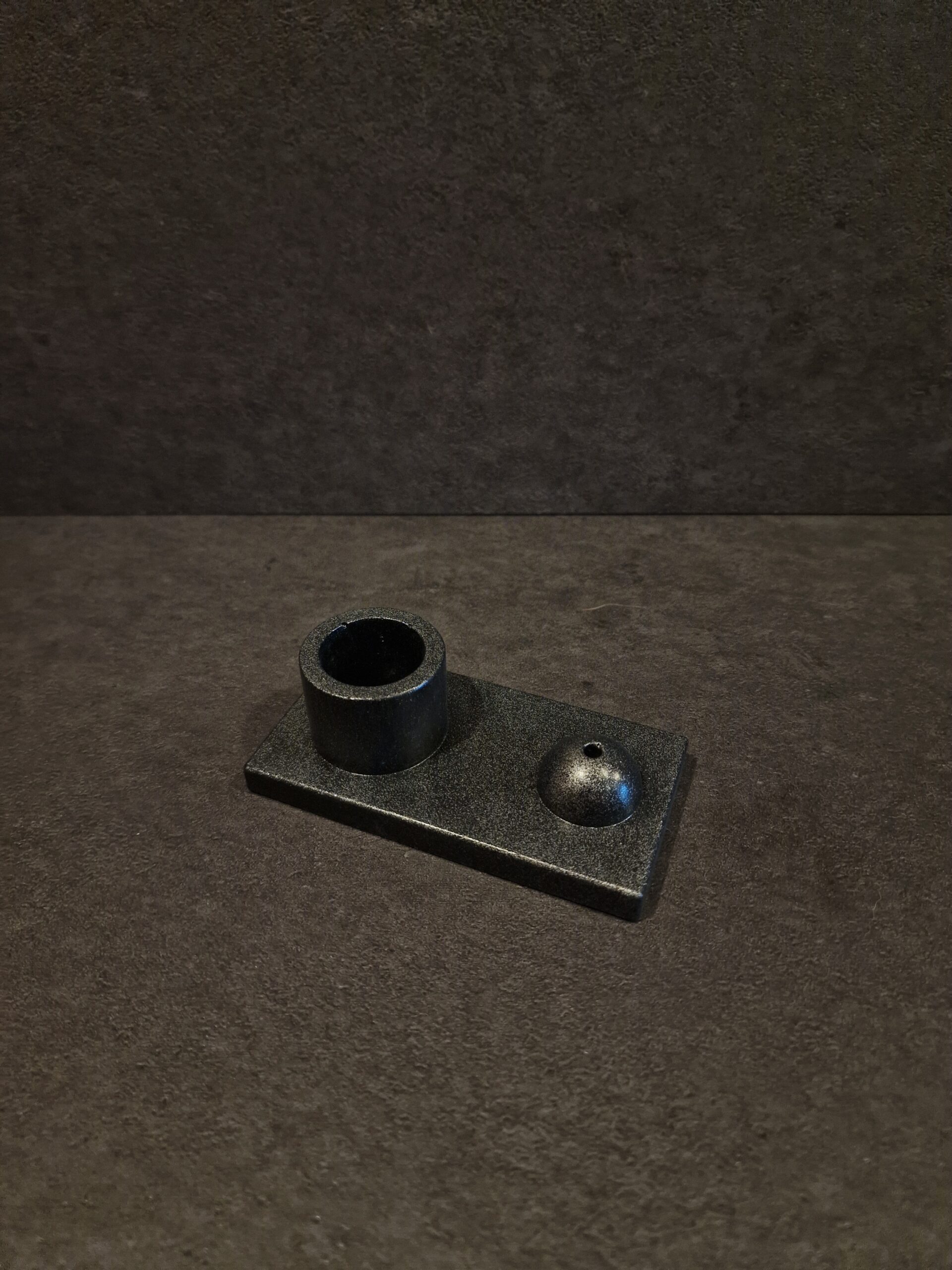 zvakide smilkaline juoda sidabras