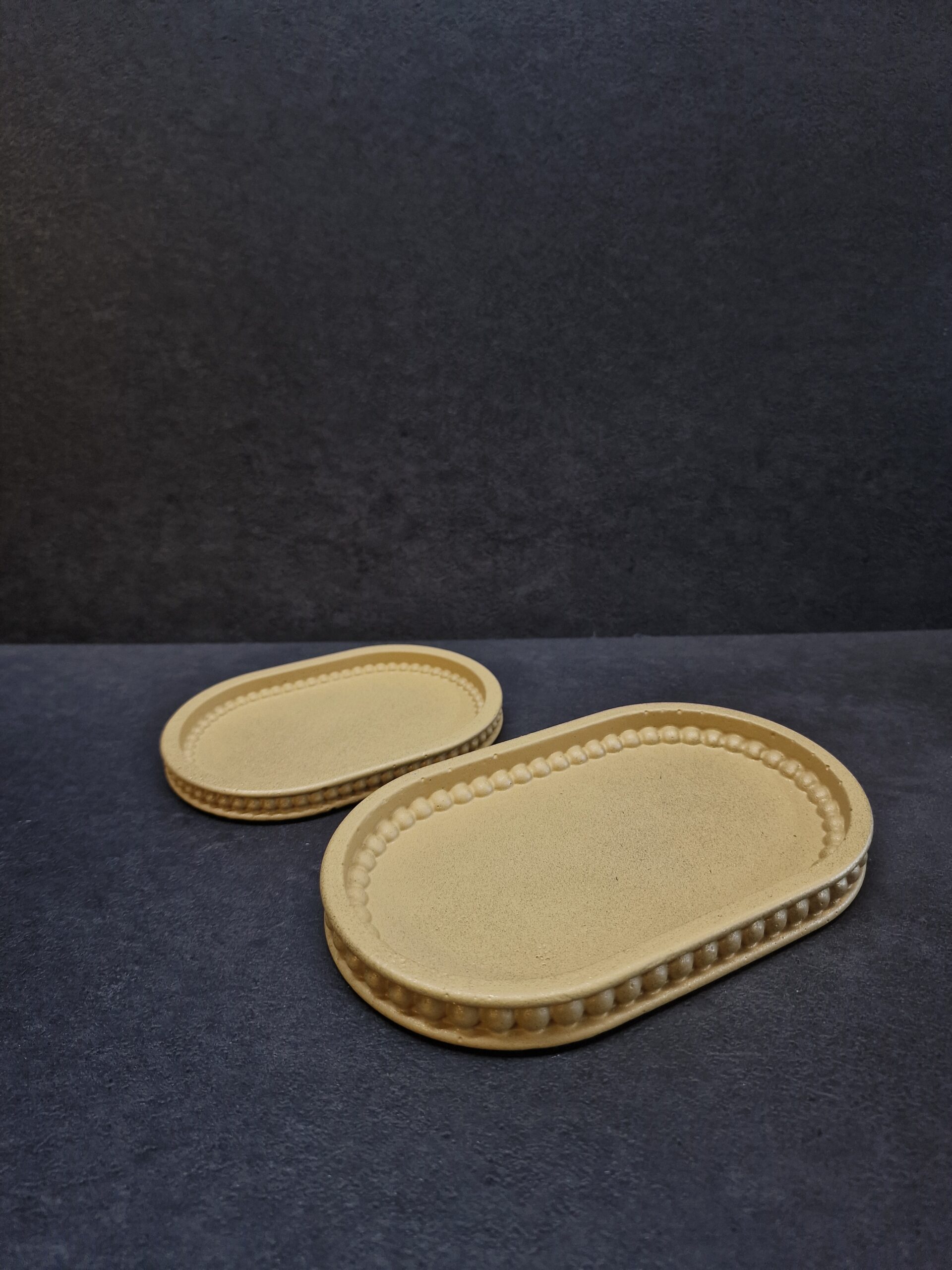 Perla Oval beige-auksas